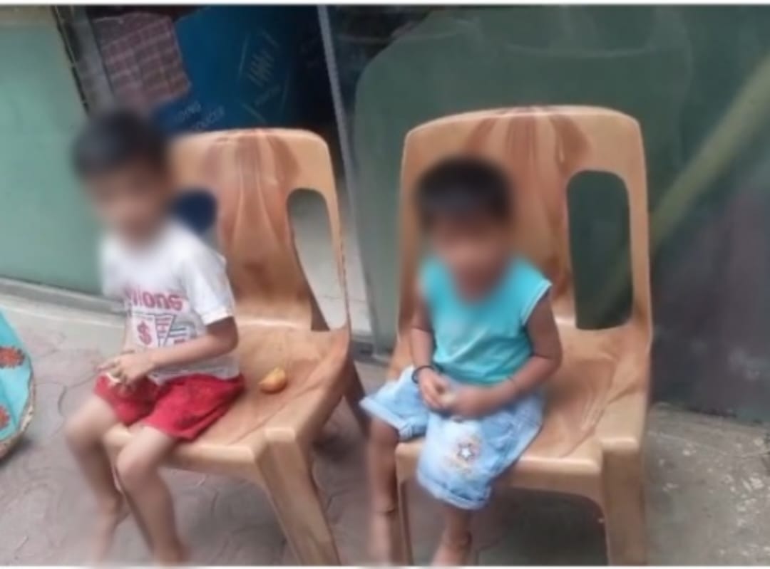 इंदौर के थाना खजराना क्षेत्र में घर से निकलकर रास्ता भटके 02 मासूम,  डायल-112 जवानों ने परिजन से मिलाया। 